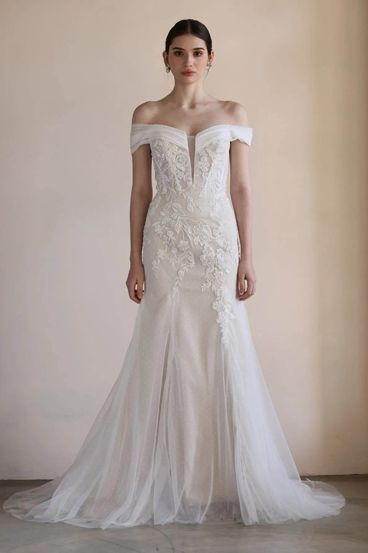 Trumpet-Mermaid Sweep-Brush Train Lace Tulle Wedding Dress CW3545 - COCOMELODY